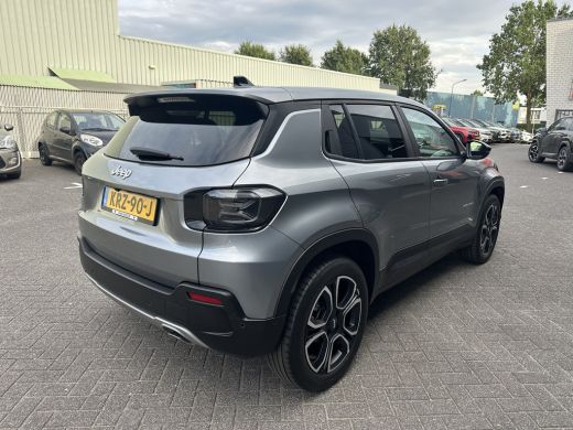 Jeep Avenger 110PK e-Hybrid e-DCT6 Summit (Elektr. achterklep - Navigatie - Camera - PDC) ActivLease financial lease