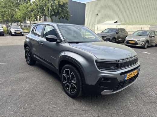Jeep Avenger 110PK e-Hybrid e-DCT6 Summit (Elektr. achterklep - Navigatie - Camera - PDC) ActivLease financial lease