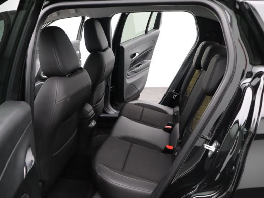 Jeep Avenger 1st Edition 54 kWh SOH 95% | Stoelverwarming | Camera | Parkeersensoren Voor en Achter | Apple Ca... ActivLease financial lease