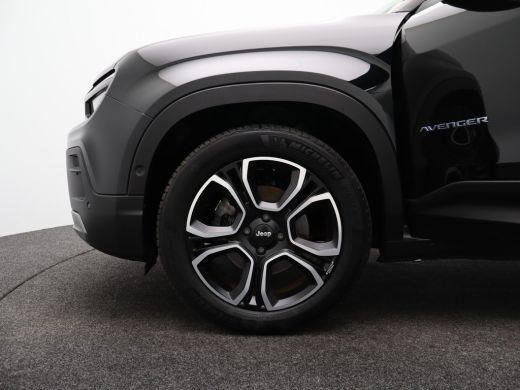 Jeep Avenger 1st Edition 54 kWh SOH 95% | Stoelverwarming | Camera | Parkeersensoren Voor en Achter | Apple Ca... ActivLease financial lease