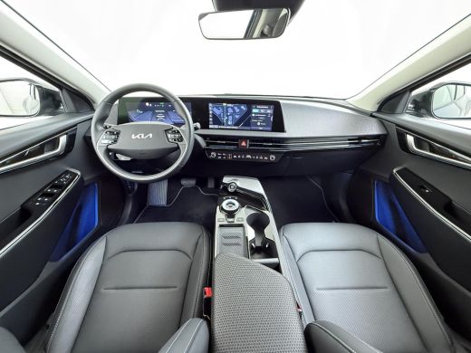 Kia EV6 Light 77.4 kWh VAN: 38.900,- VOOR: 34.877,- UW HERFSTVOORDEEl: 4.023,- EURO SOH 100% | 3.000KM UN... ActivLease financial lease