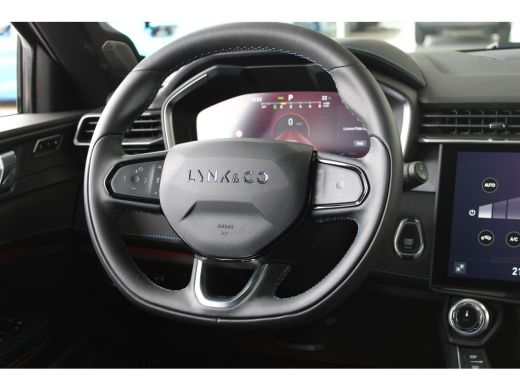 Lynk & Co 01 1.5 | SOH 93% | Infinity sound | 360 Camera | Schuif-kanteldak | Elektrische achterklep | ActivLease financial lease