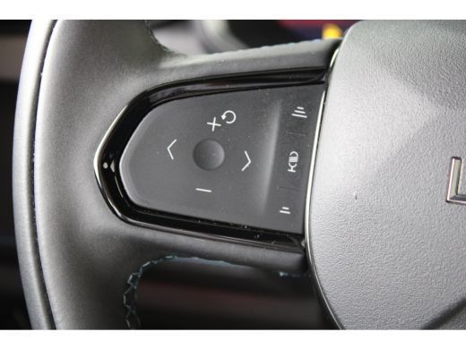 Lynk & Co 01 1.5 | SOH 93% | Infinity sound | 360 Camera | Schuif-kanteldak | Elektrische achterklep | ActivLease financial lease