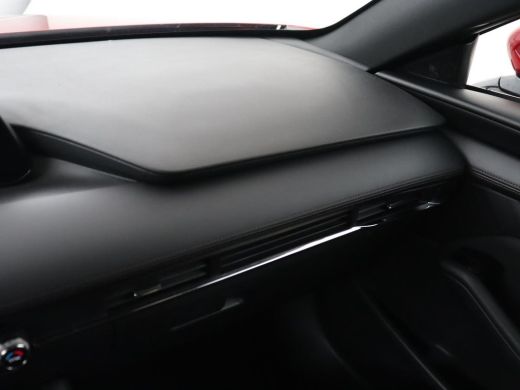 Mazda 3 2.0 e-SkyActiv-X M Hybrid 186 Comfort | Stoelverwarming | Head-Up | Adaptive cruise | Carplay | C... ActivLease financial lease