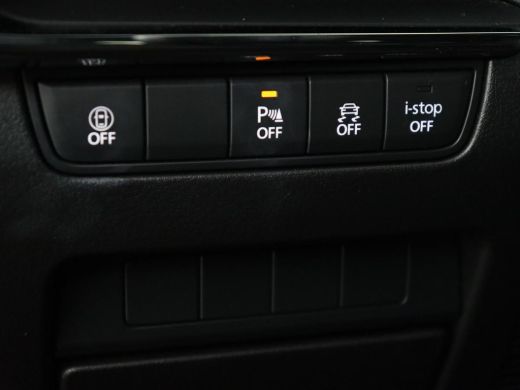 Mazda 3 2.0 e-SkyActiv-X M Hybrid 186 Comfort | Stoelverwarming | Head-Up | Adaptive cruise | Carplay | C... ActivLease financial lease