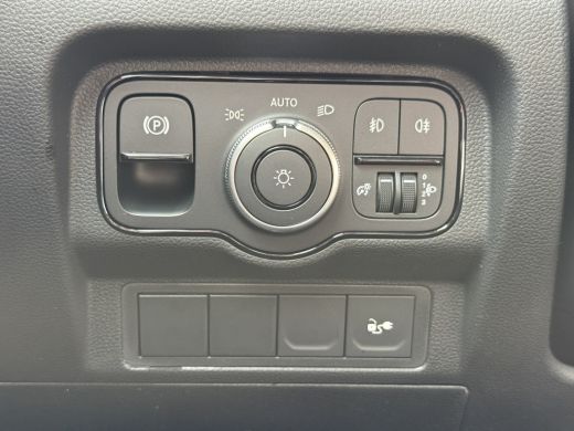 Mercedes-Benz eCitan Pro 51kWh 122PK Nieuw! L1 Elektrisch 300km WLTP 75KW Snelladen Climate Control Cruise Control Car... ActivLease financial lease