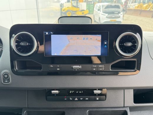 Mercedes-Benz eSprinter 314 Pro 81kWh L2H2 313km WLTP 2000kg Trekvermogen 115kw Snelladen Adaptieve Cruise Widescreen Camera ActivLease financial lease