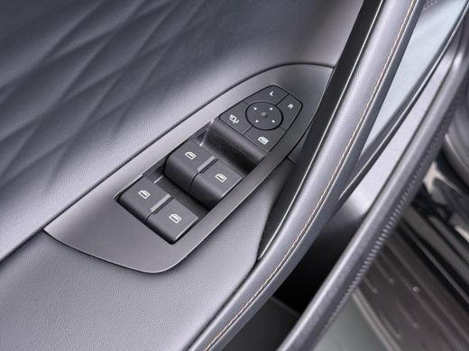 MG HS 1.5 Luxury PLUG-IN HYBRIDE | 272 PK | NIEUWE AUTO | >1.000 KM TOTAAL BEREIK | 1E REGISTRATIE 03-2... ActivLease financial lease