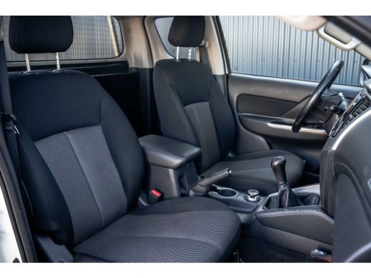 Mitsubishi L200 4X4 | Camera | Cruise | 1e Eigenaar | Airco | Trekhaak ActivLease financial lease