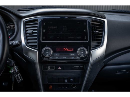 Mitsubishi L200 4X4 | Camera | Cruise | 1e Eigenaar | Airco | Trekhaak ActivLease financial lease