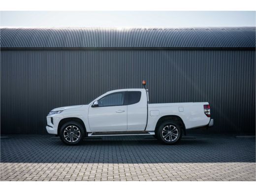 Mitsubishi L200 4X4 | Camera | Cruise | 1e Eigenaar | Airco | Trekhaak ActivLease financial lease