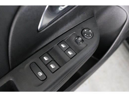 Opel Corsa 1.2 Turbo Hybrid GS | 1e Eigenaar! | Automaat! | Navi By App | Airco | LED | BLIS | Camera | Park... ActivLease financial lease