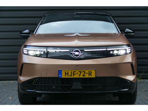 Opel Grandland EV 73KWH 213PK GS AUTOMAAT / CAMERA V+A / PANO.DAK / STOEL-STUURVERWARMING / CARPLAY / SOH 96,25%... ActivLease financial lease