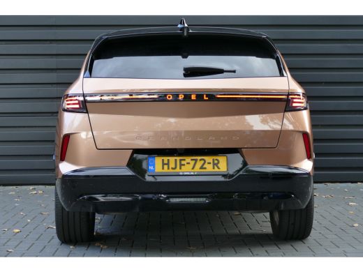 Opel Grandland EV 73KWH 213PK GS AUTOMAAT / CAMERA V+A / PANO.DAK / STOEL-STUURVERWARMING / CARPLAY / SOH 96,25%... ActivLease financial lease