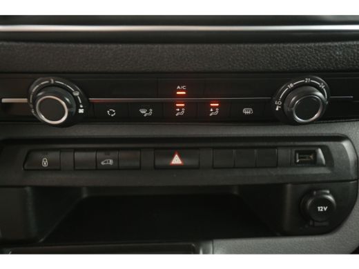 Opel Vivaro-e L2H1 75 kWh Long Range | Snelladen | SOH 96% | 3 Zits | Airco | Cruise | Carplay | Parkeersens. ActivLease financial lease