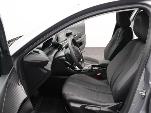 Peugeot e-208 EV Allure 50 kWh | SOH 93% | Carplay | Cruise | Parkeersensoren | Clima | ActivLease financial lease