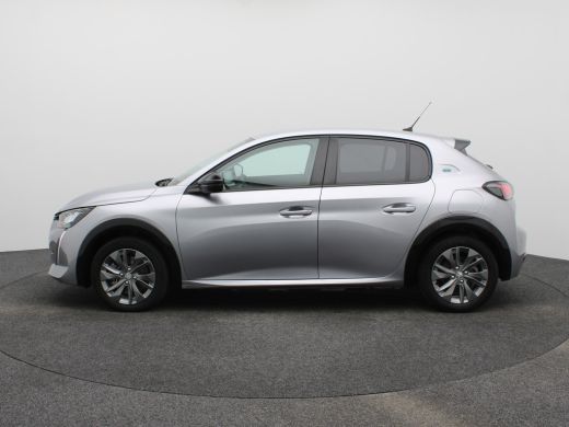 Peugeot e-208 EV Allure 50 kWh | SOH 93% | Carplay | Cruise | Parkeersensoren | Clima | ActivLease financial lease