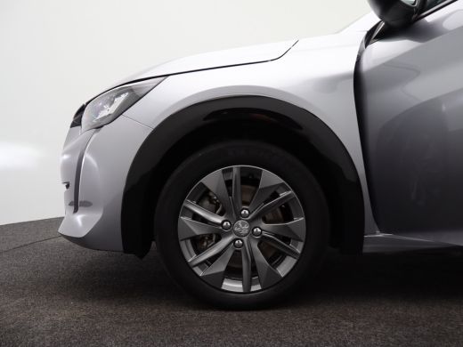 Peugeot e-208 EV Allure 50 kWh | SOH 93% | Carplay | Cruise | Parkeersensoren | Clima | ActivLease financial lease