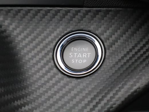Peugeot e-208 EV Allure 50 kWh | SOH 93% | Carplay | Cruise | Parkeersensoren | Clima | ActivLease financial lease