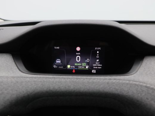 Skoda Enyaq iV 60 180 Pk | Stoel/Stuurverwarming | Adaptive Cruise | Camera | Warmtepomp | Half Leer | CarPlay |... ActivLease financial lease