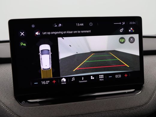 Skoda Enyaq iV 60 180 Pk | Stoel/Stuurverwarming | Adaptive Cruise | Camera | Warmtepomp | Half Leer | CarPlay |... ActivLease financial lease