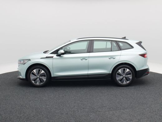 Skoda Enyaq iV 60 180 Pk | Stoel/Stuurverwarming | Adaptive Cruise | Camera | Warmtepomp | Half Leer | CarPlay |... ActivLease financial lease