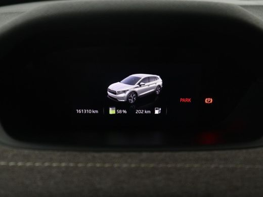 Skoda Enyaq iV | SOH 93,2% | Cruise control | Carplay | Navigatie | Camera | Park assist | Sfeerverlichting | Vi... ActivLease financial lease