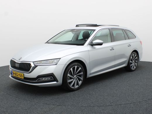 Skoda Octavia Combi 1.0 TSI Business Edition Plus | Panodak | Trekhaak elk. wegkl. | Camera | Elk. A-klep | Pri... ActivLease financial lease