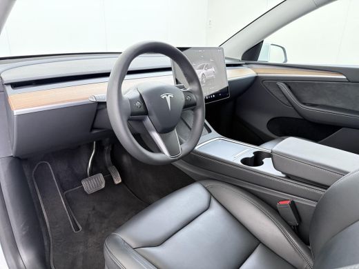 Tesla Model Y Long Range AWD 75 kWh VAN:42.900,- VOOR:39.877,- UW HERFSTVOORDEEL:3.023,- SOH 94,8% | TESLA FABR... ActivLease financial lease