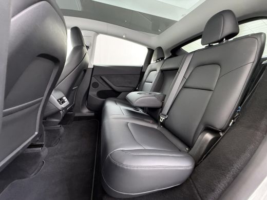 Tesla Model Y Long Range AWD 75 kWh VAN:42.900,- VOOR:39.877,- UW HERFSTVOORDEEL:3.023,- SOH 94,8% | TESLA FABR... ActivLease financial lease