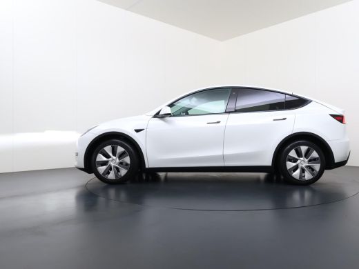 Tesla Model Y Long Range AWD 75 kWh VAN:42.900,- VOOR:39.877,- UW HERFSTVOORDEEL:3.023,- SOH 94,8% | TESLA FABR... ActivLease financial lease