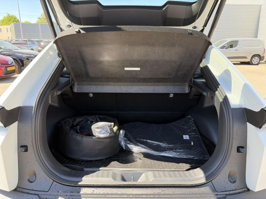 Toyota C-HR+ First Edition 77 kWh ActivLease financial lease