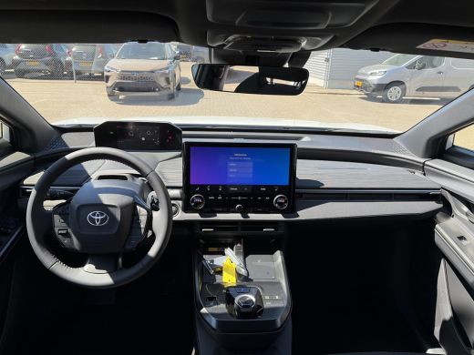 Toyota C-HR+ First Edition 77 kWh ActivLease financial lease