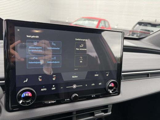 Toyota C-HR+ First Edition 77 kWh ActivLease financial lease
