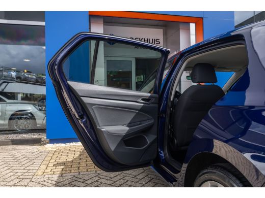 Volkswagen Golf 1.5 eTSI Style | Apple Carplay/Android Auto | Elektrische bedienbare/ Massage/Geheugen Stoelen | ... ActivLease financial lease