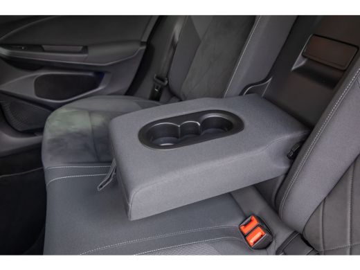 Volkswagen Golf 1.5 eTSI Style | Apple Carplay/Android Auto | Elektrische bedienbare/ Massage/Geheugen Stoelen | ... ActivLease financial lease