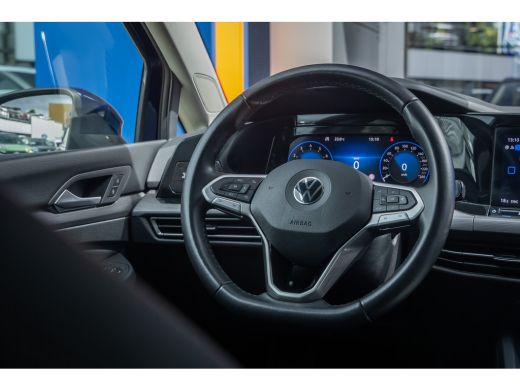Volkswagen Golf 1.5 eTSI Style | Apple Carplay/Android Auto | Elektrische bedienbare/ Massage/Geheugen Stoelen | ... ActivLease financial lease