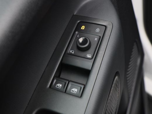 Volkswagen ID. Buzz GTX 4MOTION 79 kWh & 340 Pk | Trekhaak | Carplay | Cruise | Schuifdeuren L+R | Elektrische Stoele... ActivLease financial lease