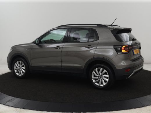 Volkswagen T-Cross 1.0 TSI Life Business | Carplay | Full LED | Keyless | Adaptive cruise | Navigatie | Parkeerhulp ... ActivLease financial lease