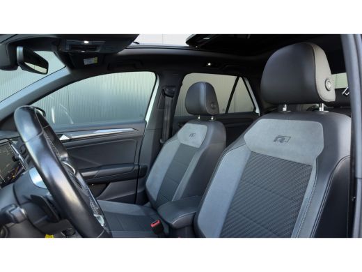 Volkswagen T-Roc 1.5 TSI Sport Business R | Panoramadak | Camera | Apple Carplay/Android Auto | Dodehoek | Stoelve... ActivLease financial lease