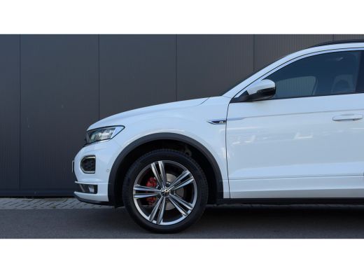 Volkswagen T-Roc 1.5 TSI Sport Business R | Panoramadak | Camera | Apple Carplay/Android Auto | Dodehoek | Stoelve... ActivLease financial lease