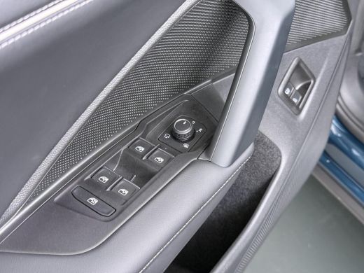 Volkswagen Tayron 1.5 eHybrid Elegance VAN:44.900,- VOOR:41.770,- UW HERFSTVOORDEEL:3.130,- PHEV | 204PK | LEDER/AL... ActivLease financial lease