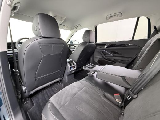 Volkswagen Tayron 1.5 eHybrid Elegance VAN:44.900,- VOOR:41.770,- UW HERFSTVOORDEEL:3.130,- PHEV | 204PK | LEDER/AL... ActivLease financial lease