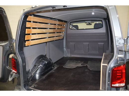 Volkswagen Transporter 2.0 TDI Bulli L1 H1 Automaat Leer Led 54dkm ActivLease financial lease