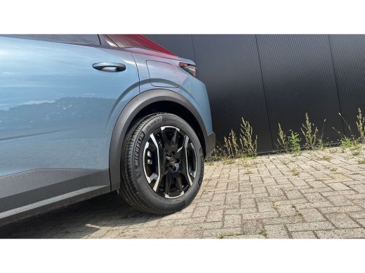 Peugeot 3008 GT | Adaptieve cruise control met Stop&Go functie | Elektrische parkeerrem | Extra getinte achter... ActivLease financial lease