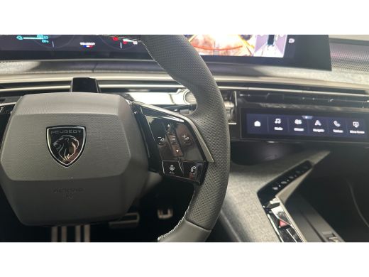 Peugeot 3008 GT | Adaptieve cruise control met Stop&Go functie | Elektrische parkeerrem | Extra getinte achter... ActivLease financial lease