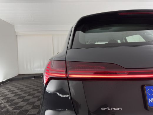 Audi e-tron 55 Quattro Advanced Edition 95 kWh [3-Fase-11kW] {SoH-94%} (INCL-BTW) Aut.*HEATPUMP | FULL-LED | ... ActivLease financial lease
