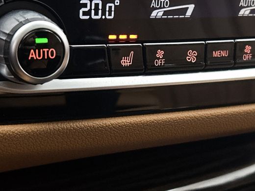 BMW 5 Serie Touring 530e M-Sport / Anniversary / X-Drive / / Harman Kardon / Panoramadak / Massagefunctie / T... ActivLease financial lease