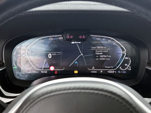 BMW 5 Serie Touring 530e M-Sport / Anniversary / X-Drive / / Harman Kardon / Panoramadak / Massagefunctie / T... ActivLease financial lease