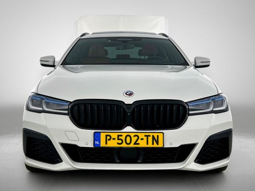BMW 5 Serie Touring 530e M-Sport / Anniversary / X-Drive / / Harman Kardon / Panoramadak / Massagefunctie / T... ActivLease financial lease